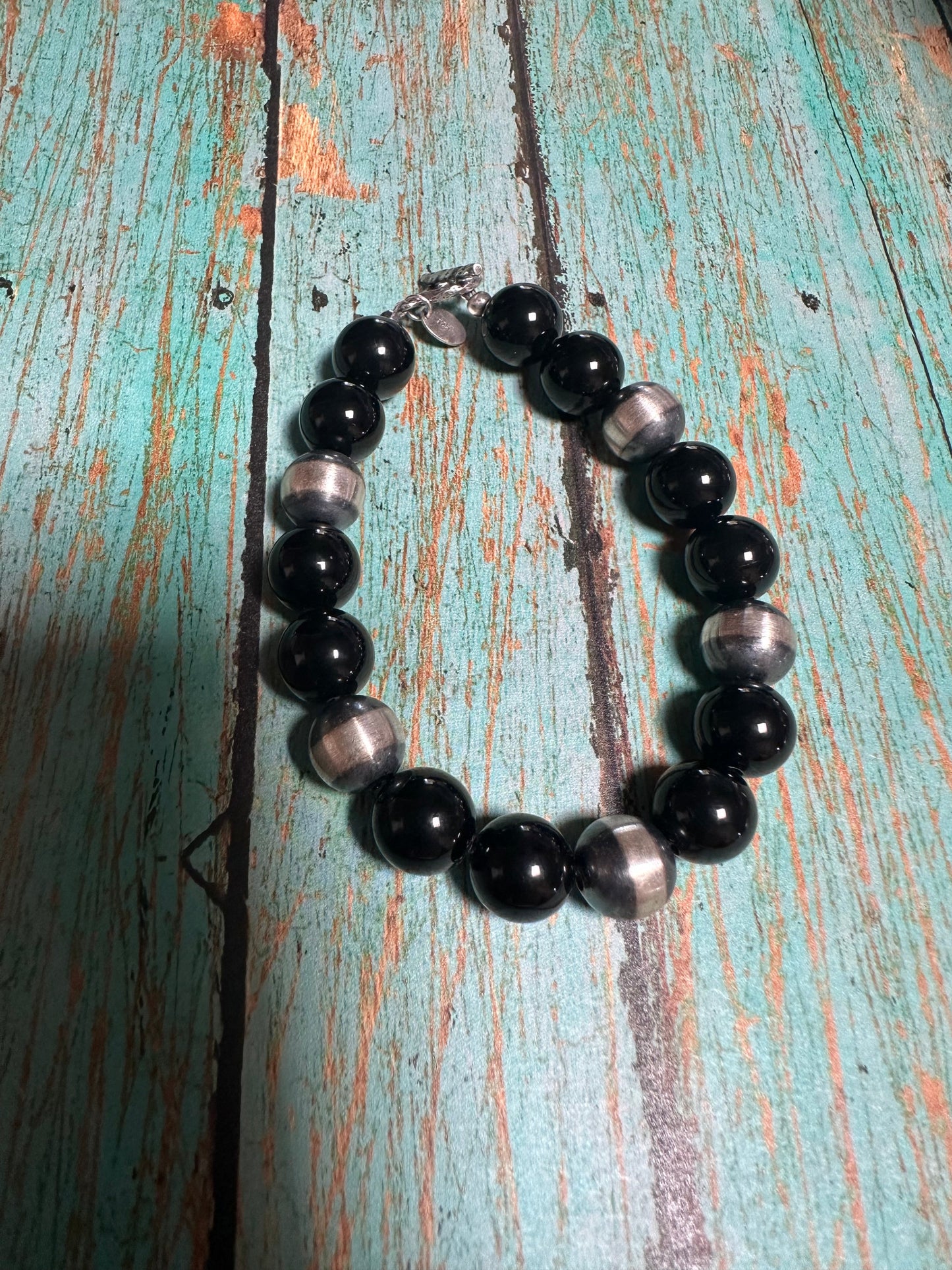 Navajo 6mm Sterling Silver Pearl & Black Onyx Beaded Bracelet